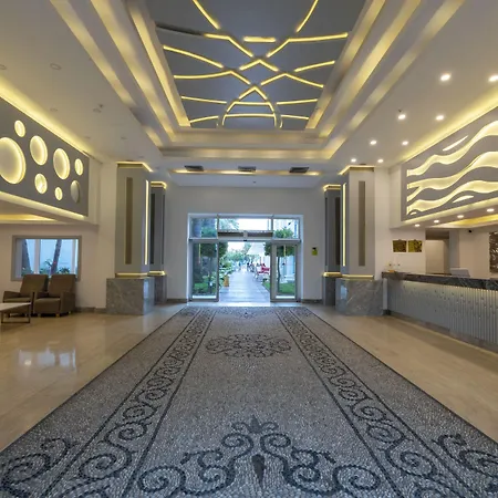 Otel Yelken Mandalinci & Wellness 4*